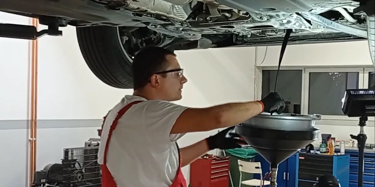 HOW TO PERFORM AN ENGINE OIL CHANGE